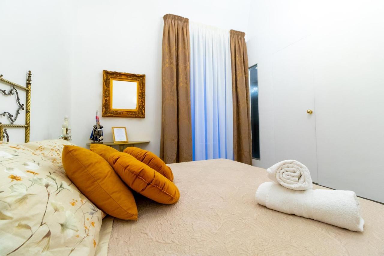 Pupi E Pupari Bed & Breakfast Catania Luaran gambar